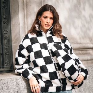 checkerboard sherpa | black w white